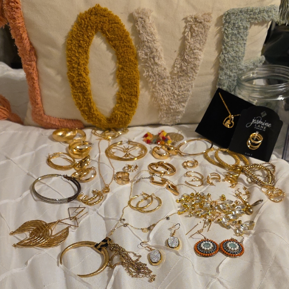 Jewelry In A Jar, Yellow Gold Fashion Jewelry. View 4